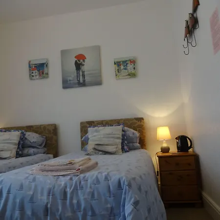 Bed & Breakfast St Michael's Boutique Guest House, North Bay, With Free Parking And Fast Wi-fi Scarborough