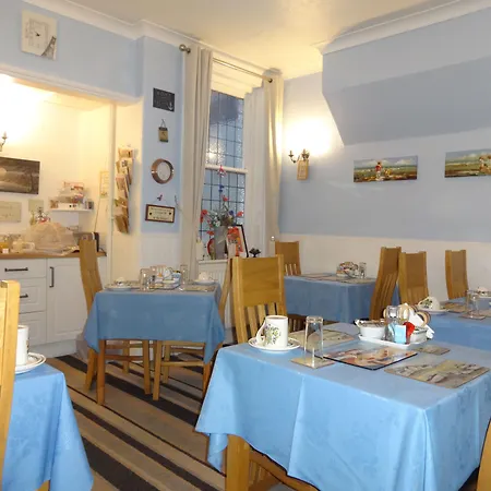 St Michael's Boutique Guest House, North Bay, With Free Parking And Fast Wi-fi Bed & Breakfast