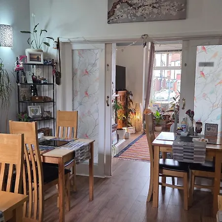 St Michael's Boutique Guest House, North Bay, With Free Parking And Fast Wi-fi 4*