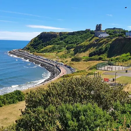 St Michael's Boutique B&b, North Bay, Scarborough, North Yorkshire, With Free Parking And Free Wi-fi Guest house 3*