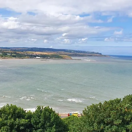 St Michael's Boutique B&b, North Bay, Scarborough, North Yorkshire, With Free Parking And Free Wi-fi Guest house