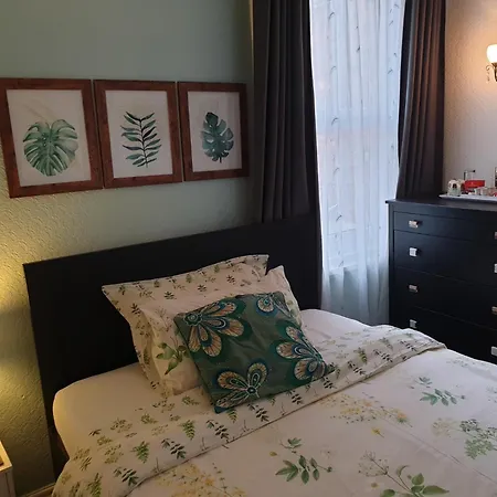 St Michael's Boutique B&b, North Bay, Scarborough, North Yorkshire, With Free Parking And Free Wi-fi 3*