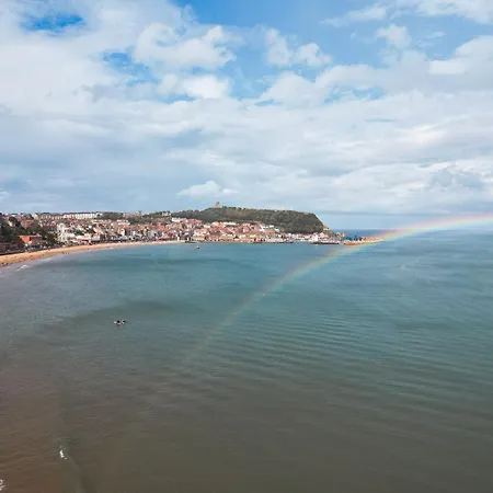 St Michael's Boutique B&b, North Bay, Scarborough, North Yorkshire, With Free Parking And Free Wi-fi Guest house 3*